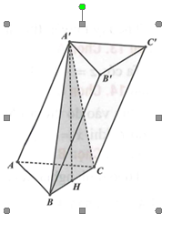 Cho lăng trụ  ABC.A'B'C' có cạnh bên bằng 2a, đáy ABC là tam giác cân tại A, AB=2a , góc BAC=120 . Hình chiếu vuông góc của  A' trên (ABC)  trùng với trung điểm của cạnh BC. Thể tích khối chóp A'.BB'C'C  là (ảnh 1)