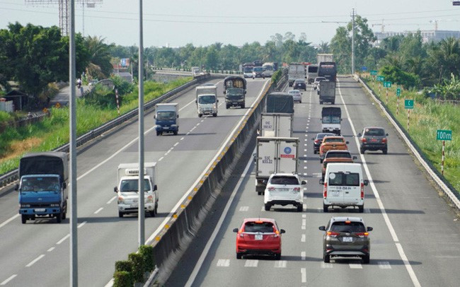 Lý thuyết Địa lí 10 Bài 27: Địa lí giao thông vận tải và bưu chính viễn thông - Cánh diều (ảnh 1)