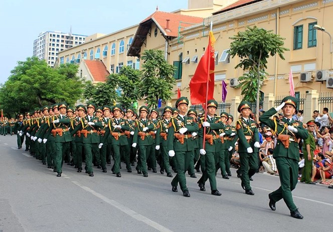 Lý thuyết GDQP 10 Bài 1: Lịch sử, truyền thống của lực lượng vũ trang nhân dân Việt Nam - Cánh diều (ảnh 1)